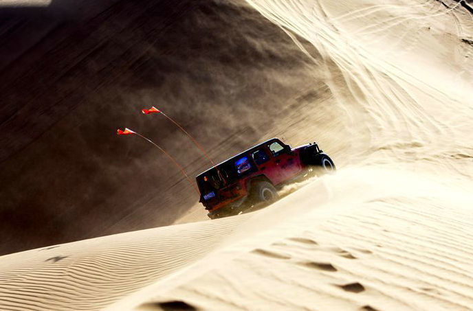 沙漠里的“速度与激情”