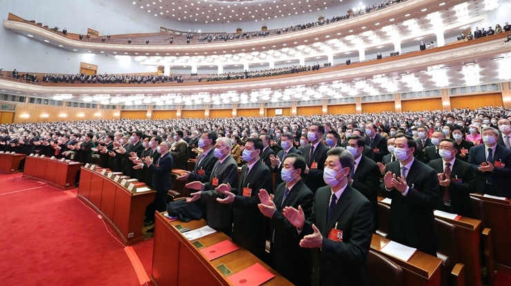 十三届全国人大五次会议举行闭幕会