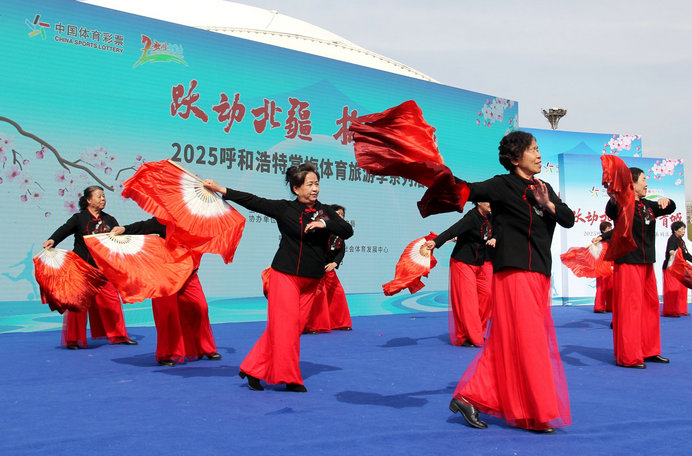 1745673104108289.jpg 骑行4.jpg