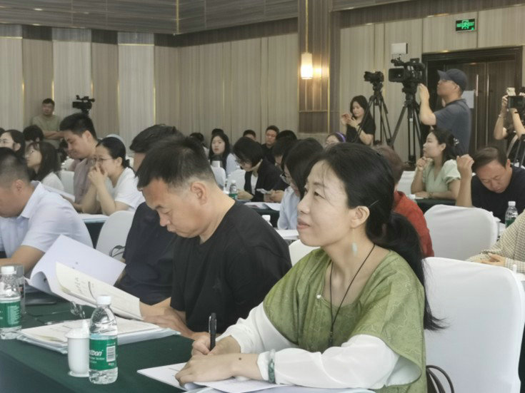 学术3.jpg