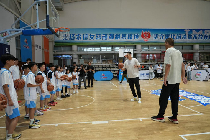 篮球4.jpg