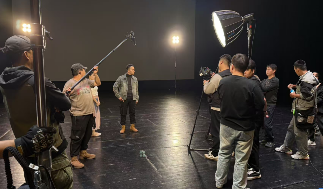 1761701888115678.png 短剧10.png