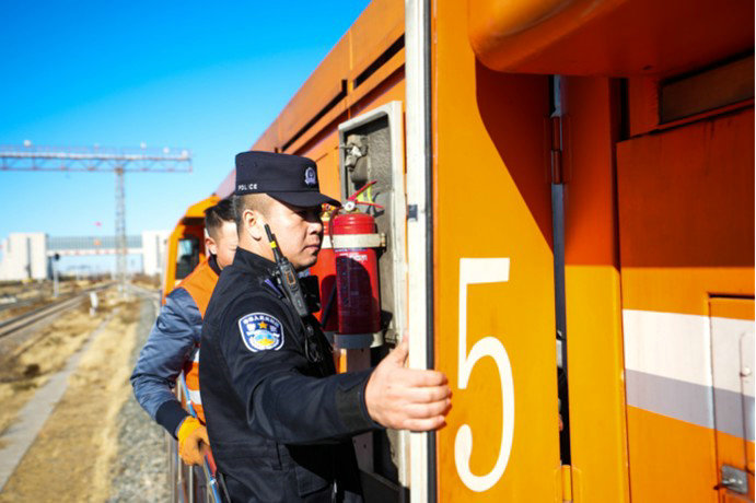 1763126901529893.jpg 图片4.jpg