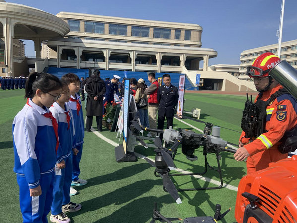 1774860535112743.jpg 学生1.jpg