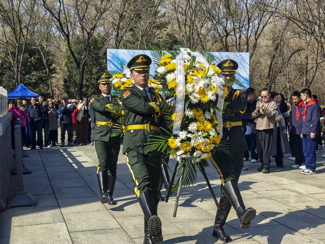缅怀3.jpg