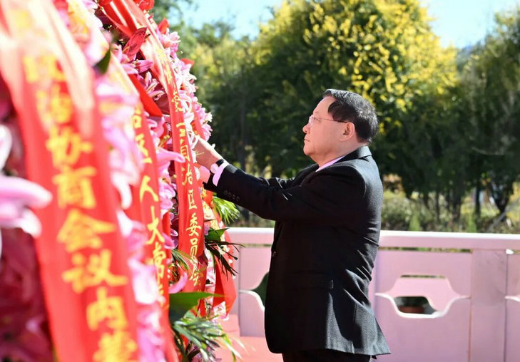 书记1.jpg