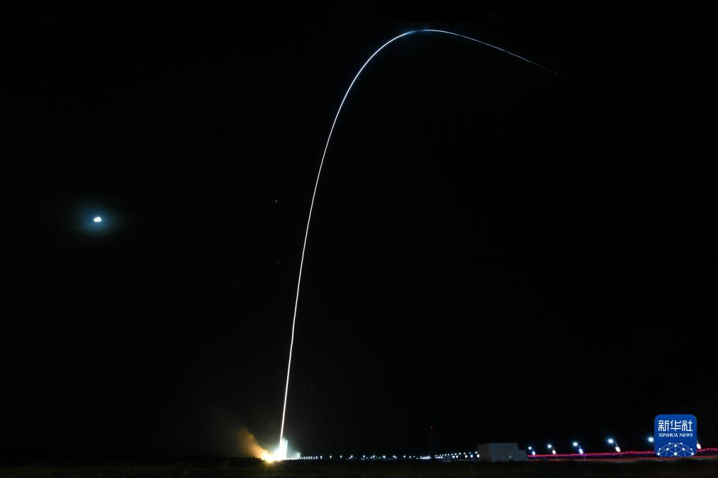 9月7日02时14分，我国在酒泉卫星发射中心使用长征四号丙运载火箭，成功将遥感三十三号03星发射升空，卫星顺利进入预定轨道，发射任务获得圆满成功。新华社发（汪江波 摄）