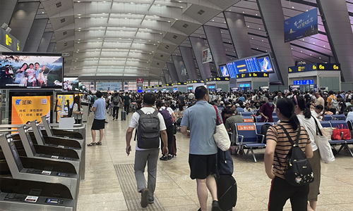 北京南站建站15年来累计发送旅客4.51亿人次。人民网记者 乔雪峰摄