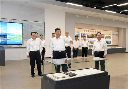 △9月20日，习近平总书记在浙江绍兴市浙东运河文化园考察。