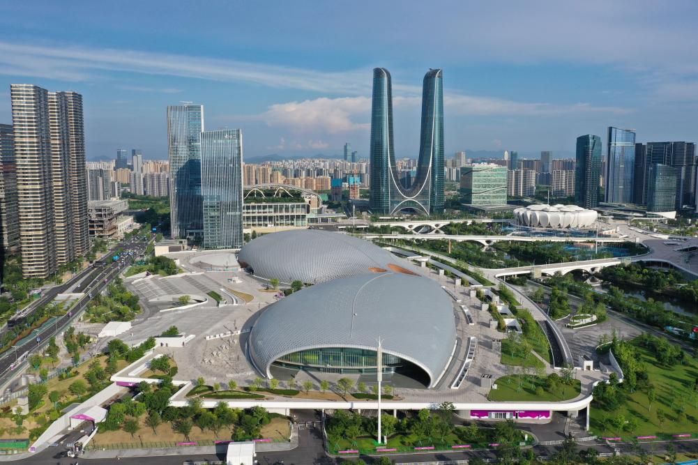 2023年6月28日，杭州奥体中心游泳馆、体育馆（无人机照片）。新华社记者 黄宗治 摄