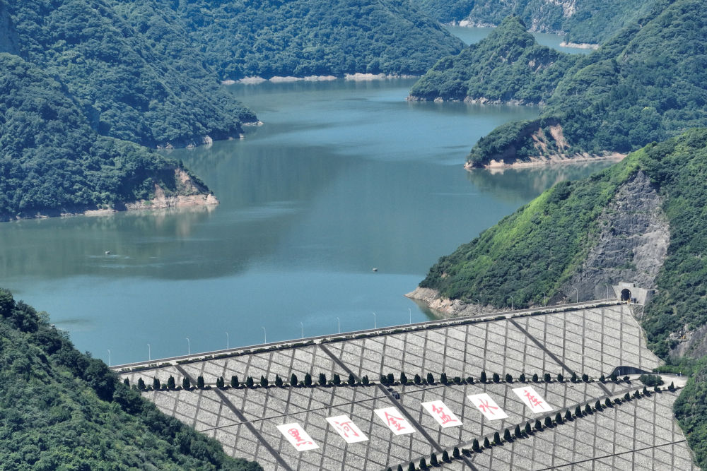 这是黑河金盆水库（2023年7月16日摄，无人机照片）。新华社记者 邵瑞 摄