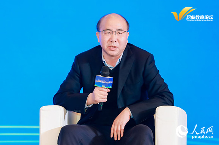北京青年政治学院党委常委、副校长张志斌在论坛中发言。