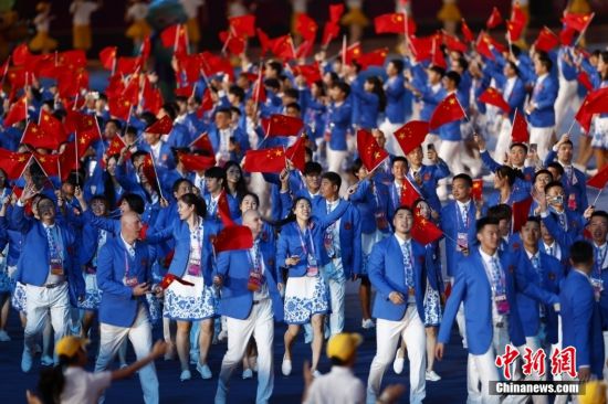 资料图：9月23日，杭州第19届亚运会开幕式举行。中国代表团身着星辰蓝礼服惊艳亮相。<a target='_blank' href='/'><p align=