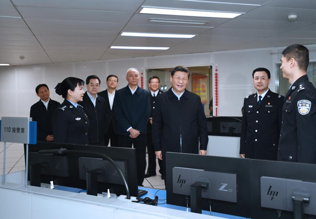 2019年2月1日上午，习近平总书记在北京市公安局看望慰问公安民警，并向全国广大公安民警拜年。新华社记者 谢环驰 摄
