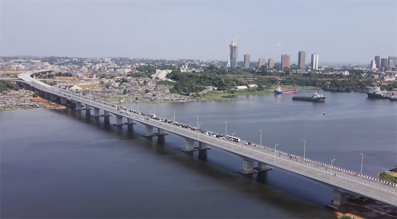 阿比让四桥主桥。中建国际中西非公司供图。