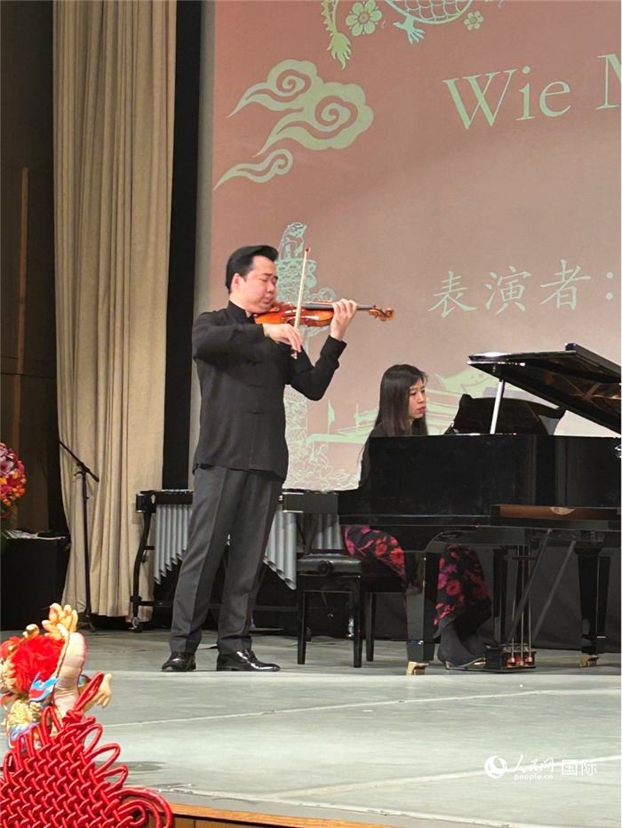 小提琴独奏《Wie Melodien zieht es mir》《新春乐》，表演者：宁峰、韩卉菁（钢琴伴奏）