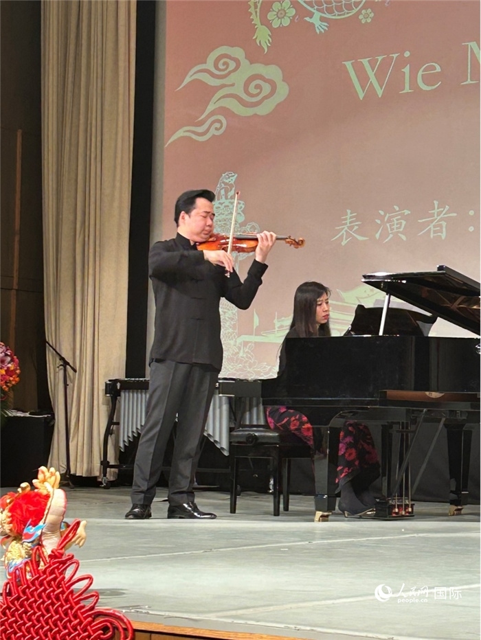 小提琴独奏《Wie Melodien zieht es mir》《新春乐》，表演者：宁峰、韩卉菁（钢琴伴奏）