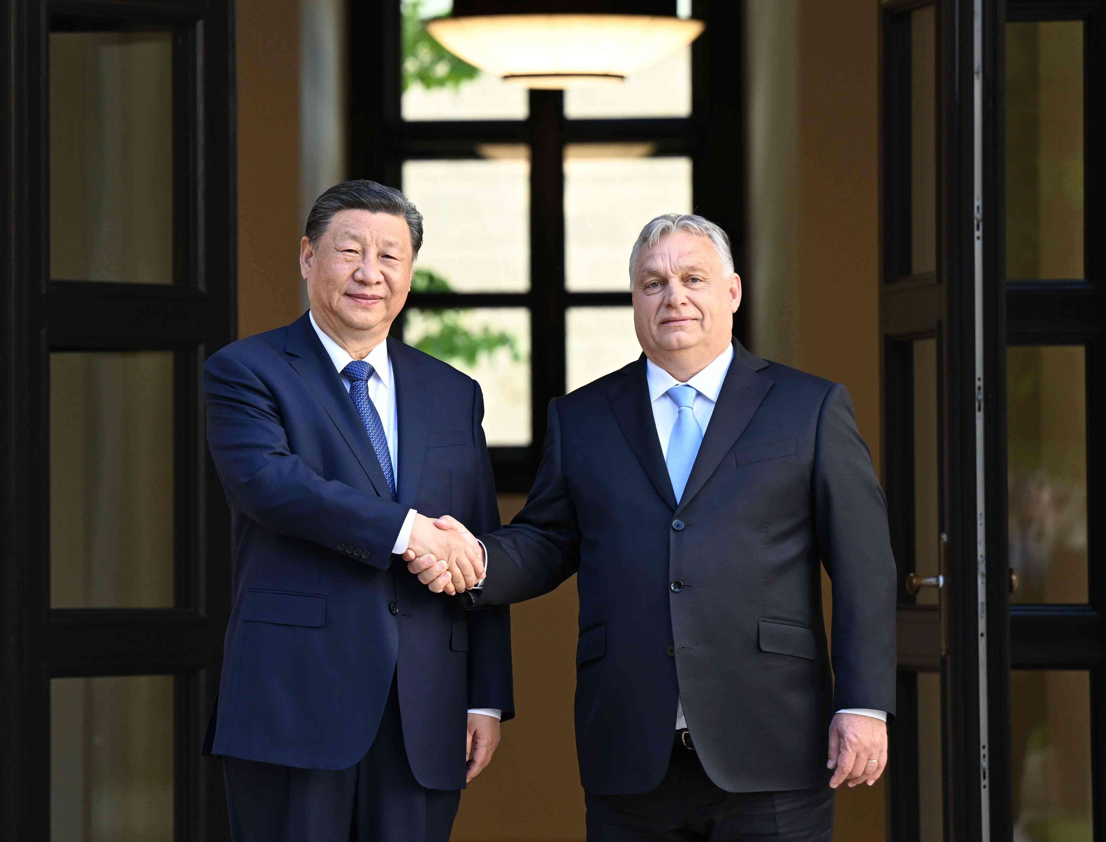 当地时间2024年5月9日下午，习近平主席在布达佩斯总理府同匈牙利总理欧尔班举行会谈。