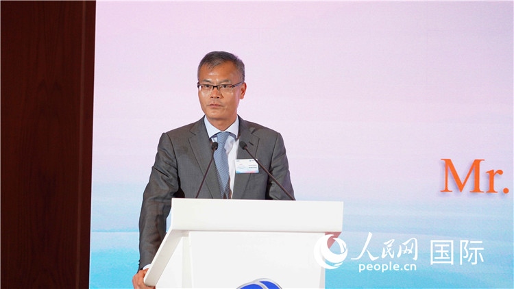 中国驻南非使馆郑冰开公使发言。 人民网 张茜 摄