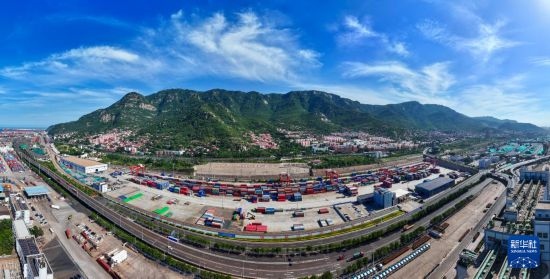 这是6月26日拍摄的中哈连云港物流合作基地（无人机照片）。新华社记者 季春鹏 摄
