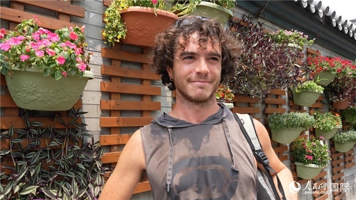 图为意大利籍游客卢卡·拉·万科(Luca La Vanco)。人民网记者 吴超岚摄