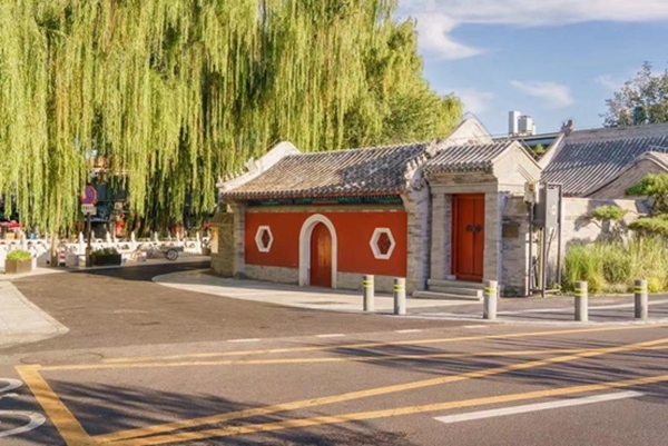 北京建筑大学古建保护与利用专业师生对北京德胜门内大街开展空间品质综合提升项目，图为项目竣工后的实景图。校方供图