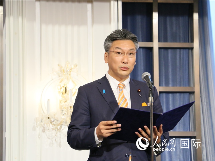 日本国贸促会长代理桥本岳致辞。人民网 许可摄