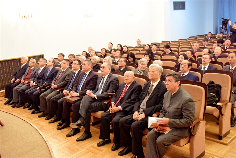 5.中俄资深外交官、学者、新闻媒体代表等70余人出席活动。 主办方供图