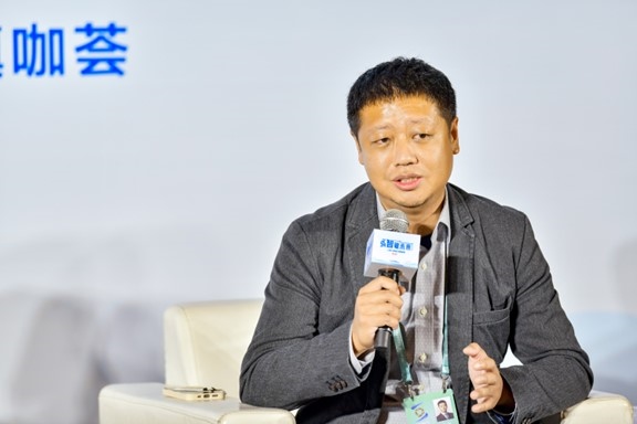 星云智慧机器人副总裁李明。 人民网 任峰涛摄