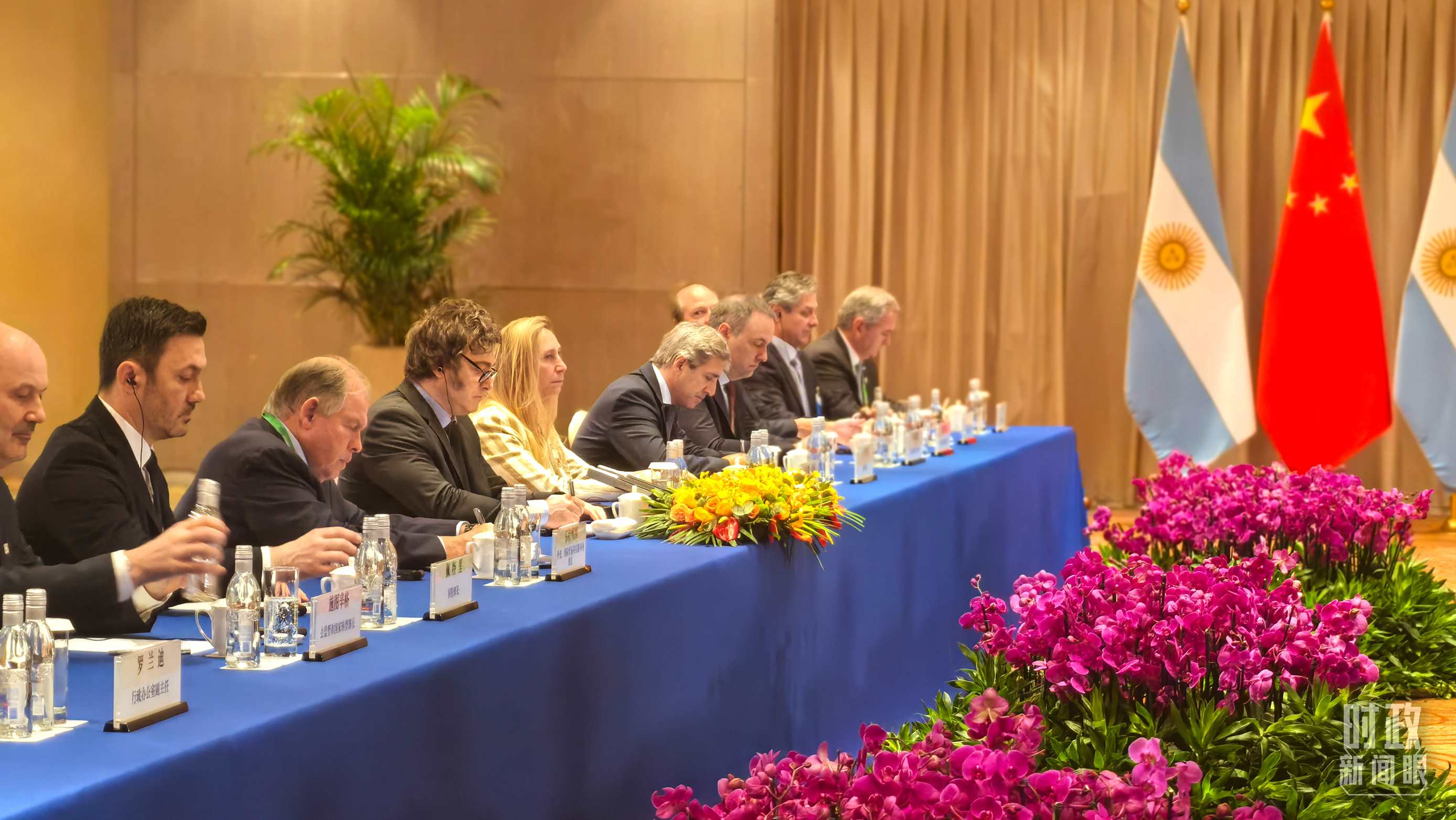 习主席会见阿根廷总统米莱现场。（总台央广记者潘毅拍摄）