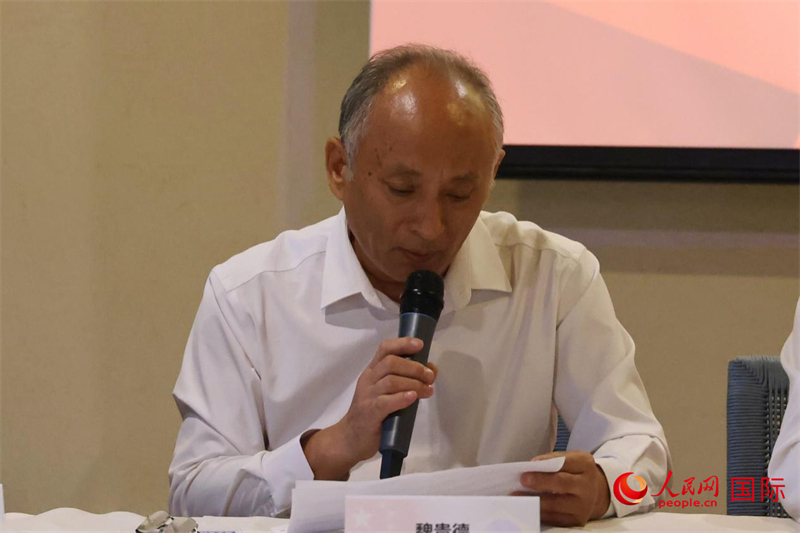 巴西中国安徽商会会长魏贵德在座谈会上致辞。人民网记者 陈海琪摄